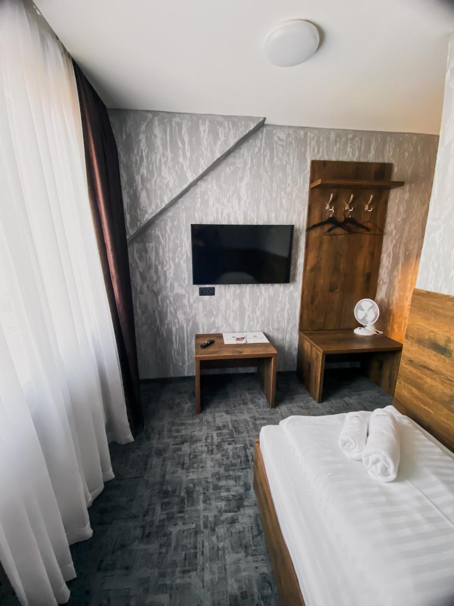 Hotel Petra Hrabusice Exterior photo