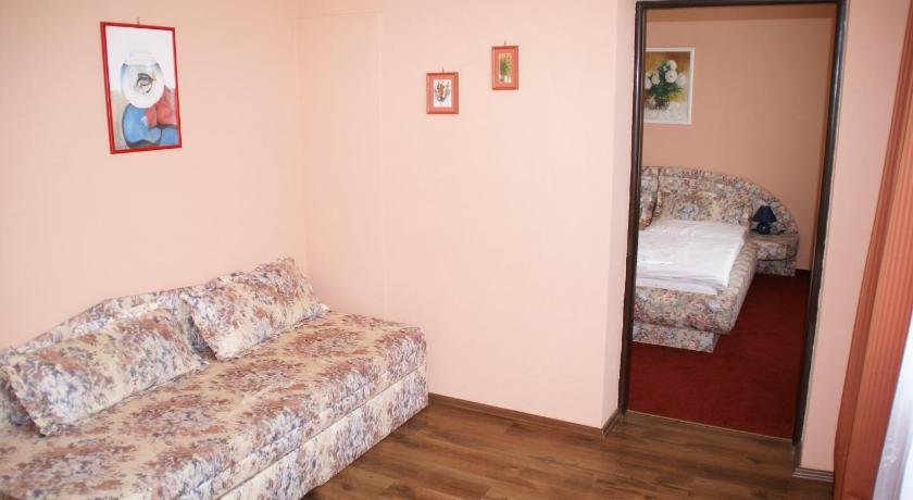 Hotel Petra Hrabusice Room photo